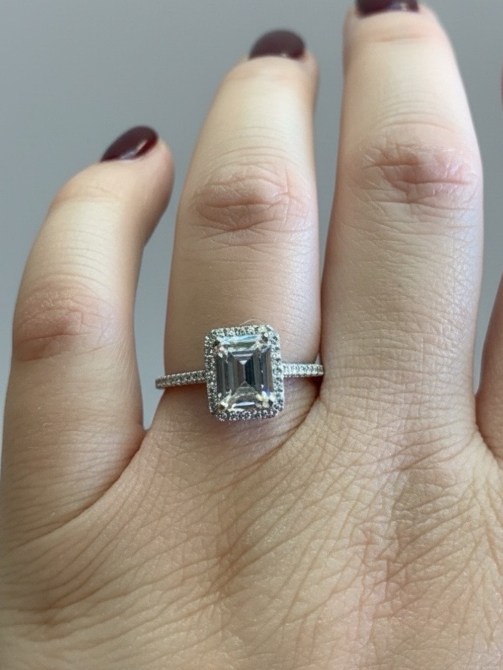 Sterling Silver Diamond Ring - Picture 2 of 10